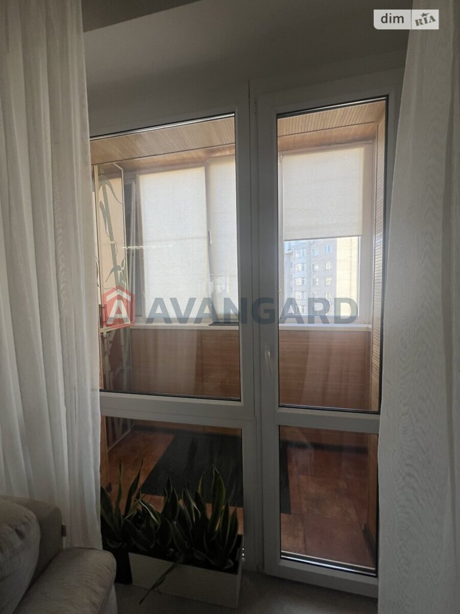 3 ��. ��������, 94/53/- ��. �., 7/9 ������ ���� 11