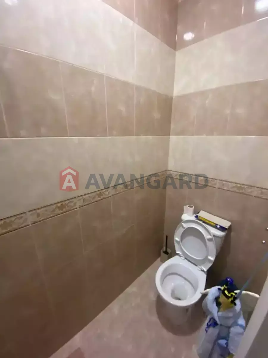 4 ��. ��������, 190/-/25 ��. �., 8/24 ������ ���� 16