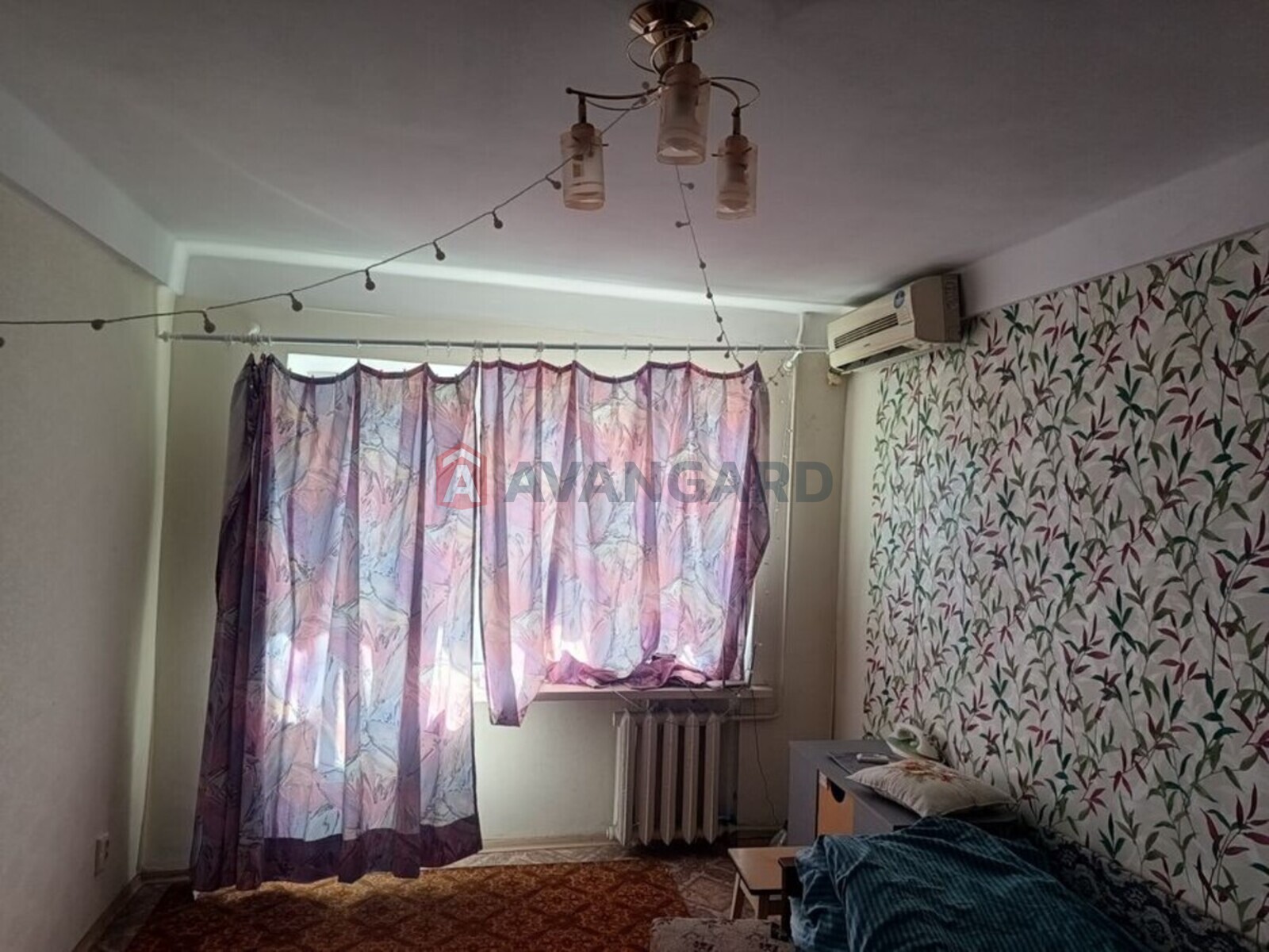 1 ��. ��������, 28/-/6 ��. �., 3/5 ������ ���� 2