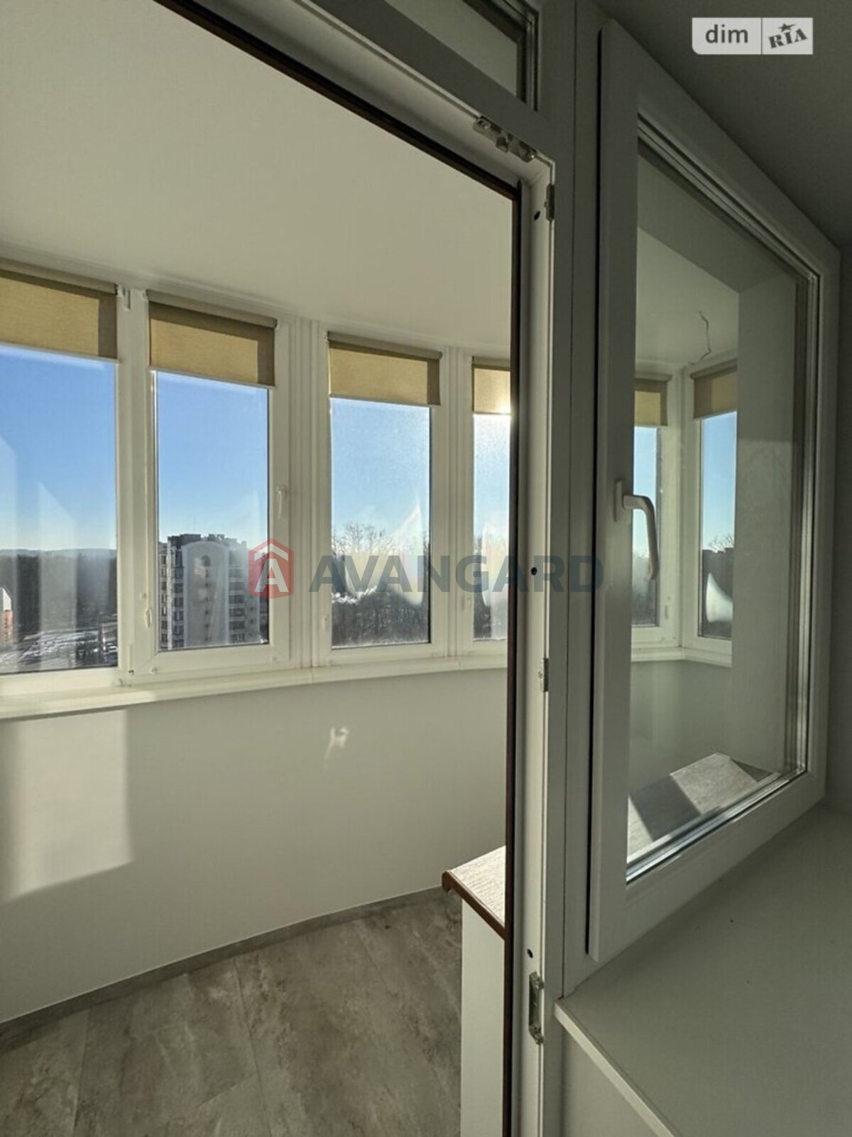 2 ��. ��������, 67/-/- ��. �., 8/9 ������ ���� 8