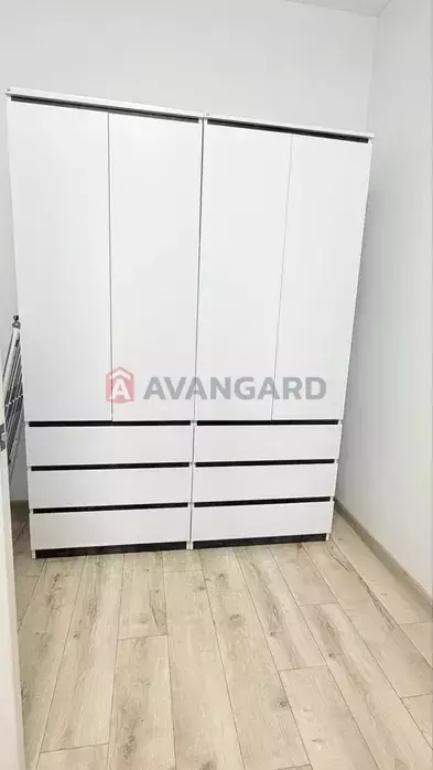 1 ����. ��������, 37.30/-/11.40 ��. �., 3/10 ���� ���� 12