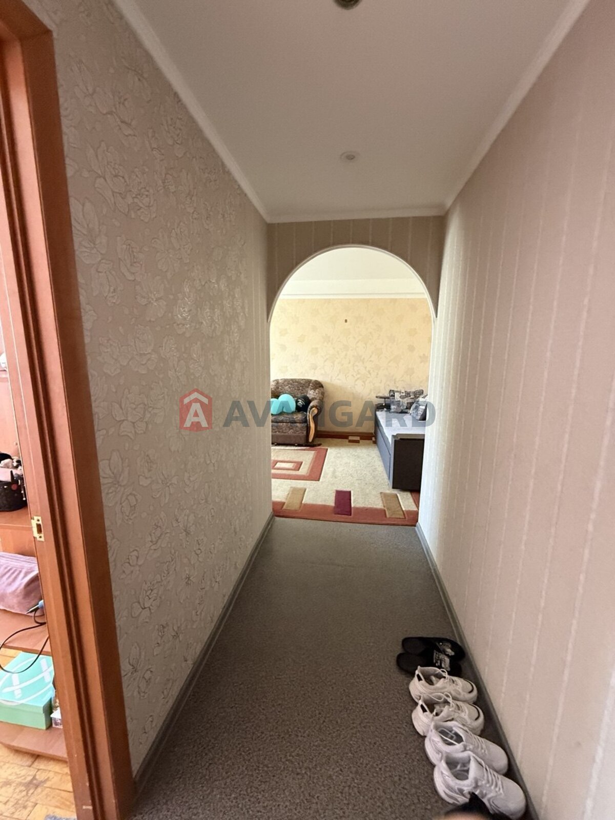 2 ��. ��������, 51.01/28.3/8.8 ��. �., 2/9 ������ ���� 6