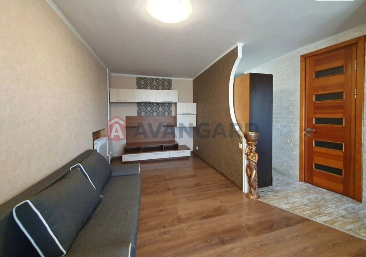 1 ����. ��������, 30/17/3 ��. �., 6/9 ���� ���� 3