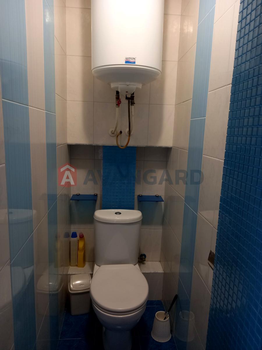 3 ��. ��������, 63,3/ 36.4 / 7.7 ��. �., 9/10 ������ ���� 15