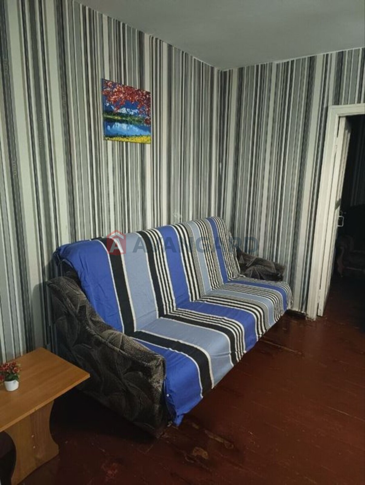 2 ��. ��������, 42/-/6 ��. �., 4/5 ������ ���� 4