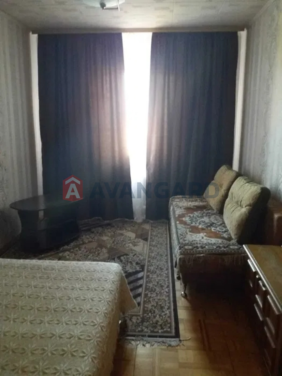 2 ����. ��������, 52/-/9 ��. �., 10/10 ���� ���� 5