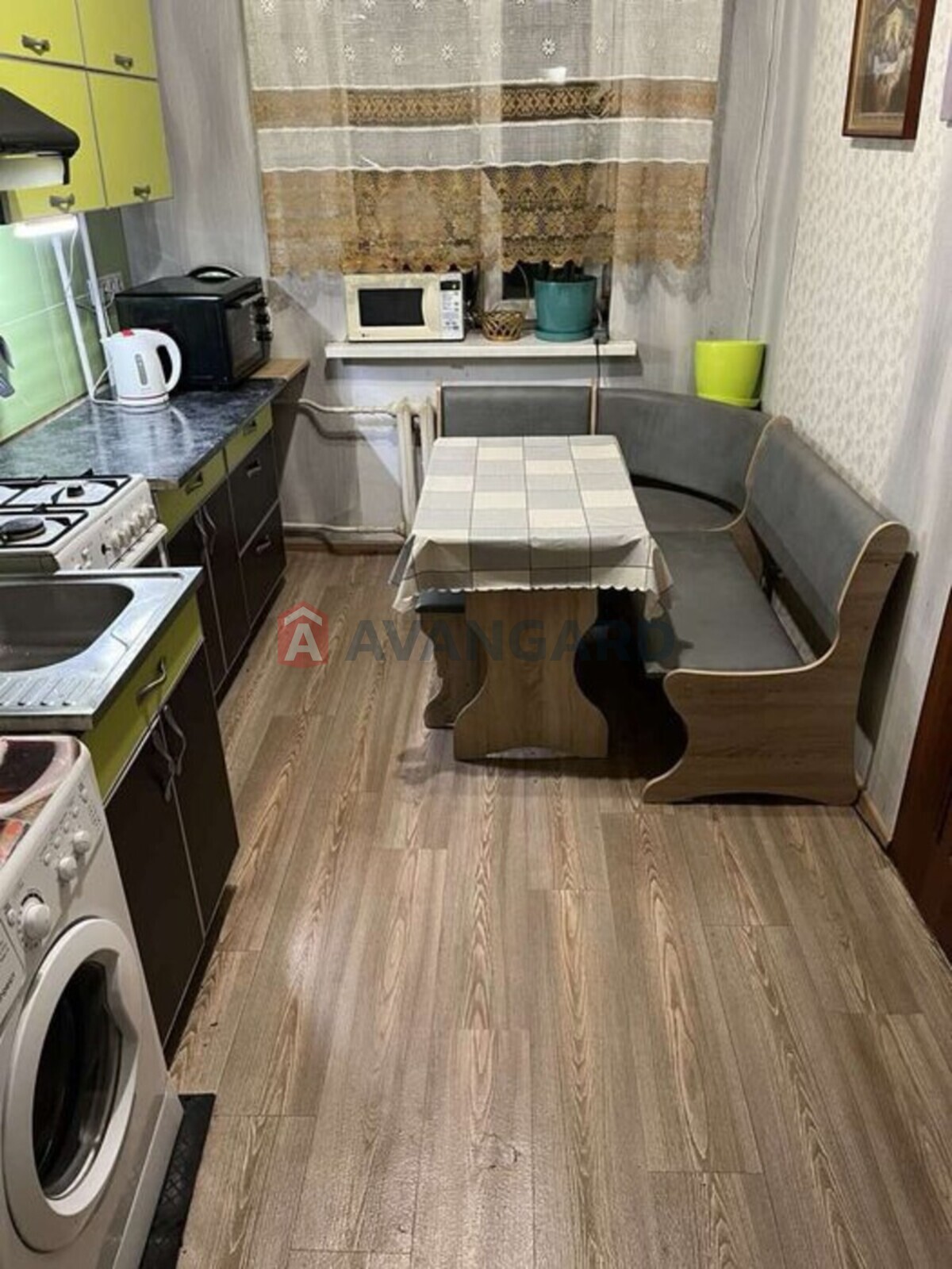 2 ��. ��������, 45/-/8 ��. �., 3/3 ������ ���� 5