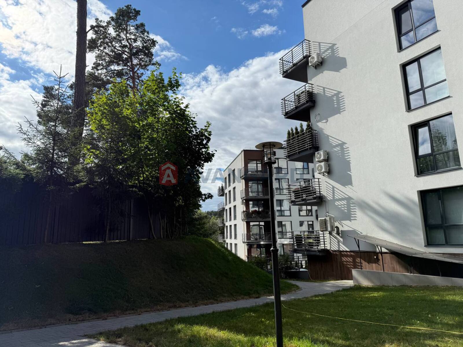 3 . , 76.3/42.2/15.4 . ., 2/5   2