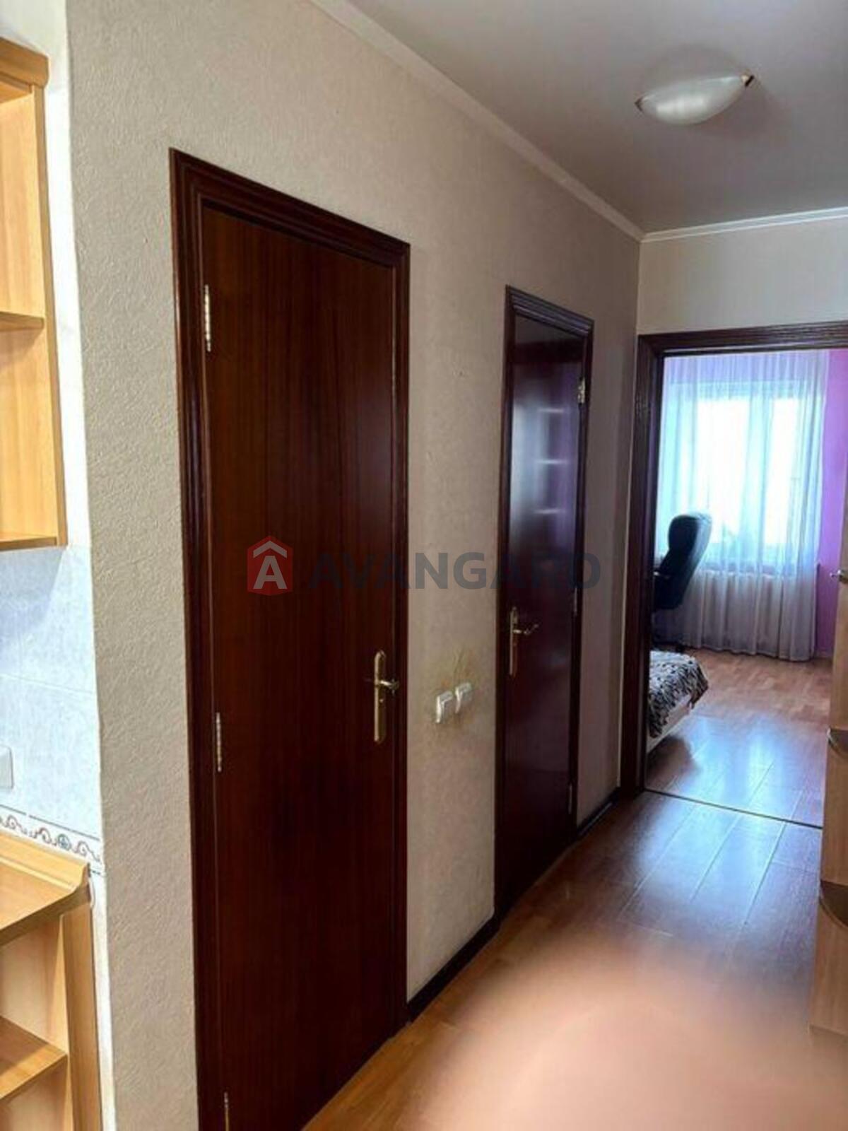 3 ��. ��������, 79/-/8 ��. �., 4/14 ������ ���� 4