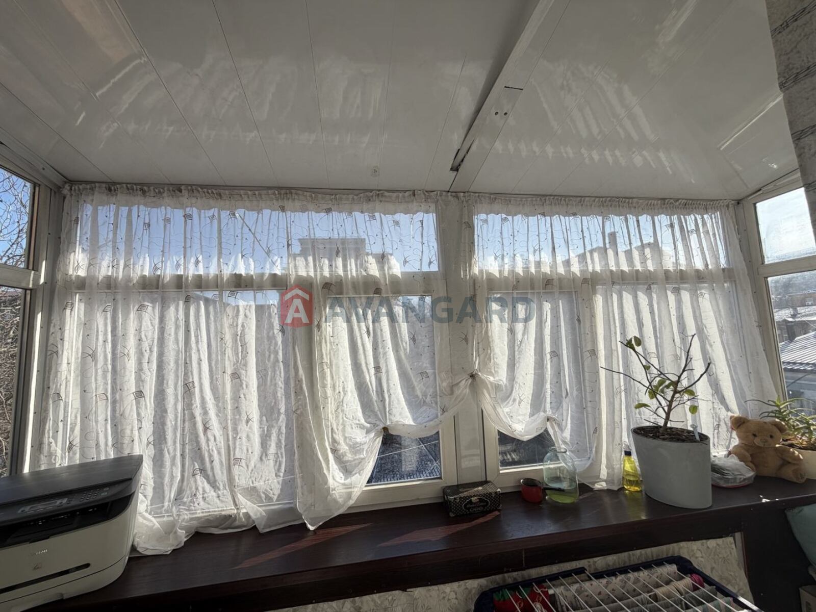 2 ��. ��������, 50,5/27,8/6,3 ��. �., 3/3 ������ ���� 7