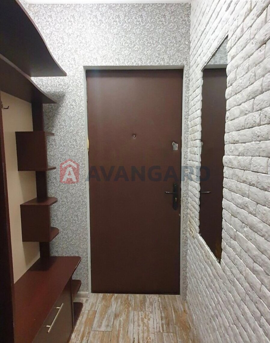 1 ����. ��������, 30/17/3 ��. �., 6/9 ���� ���� 11