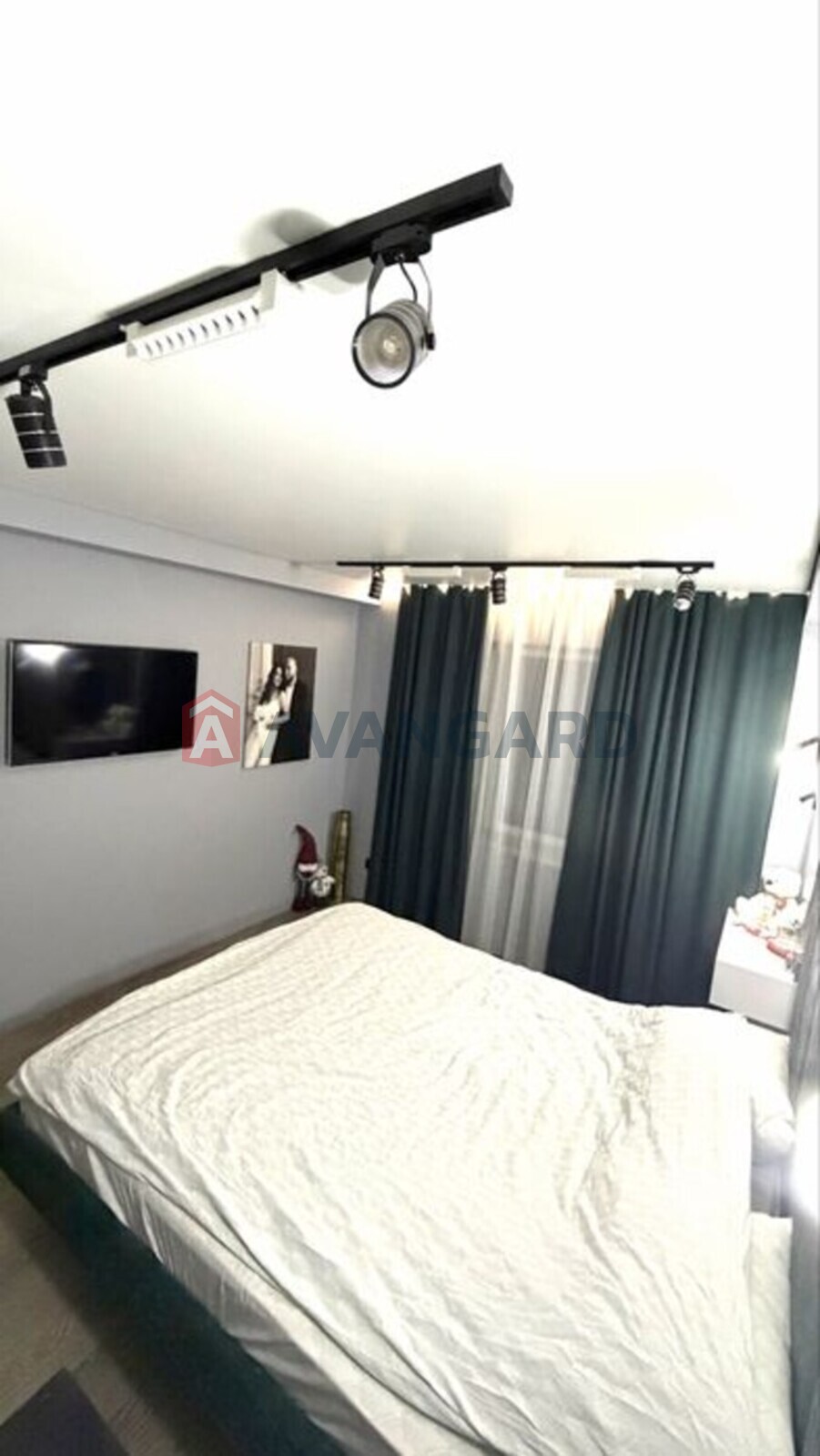 2 ��. ��������, 43/-/6 ��. �., 2/5 ������ ���� 15