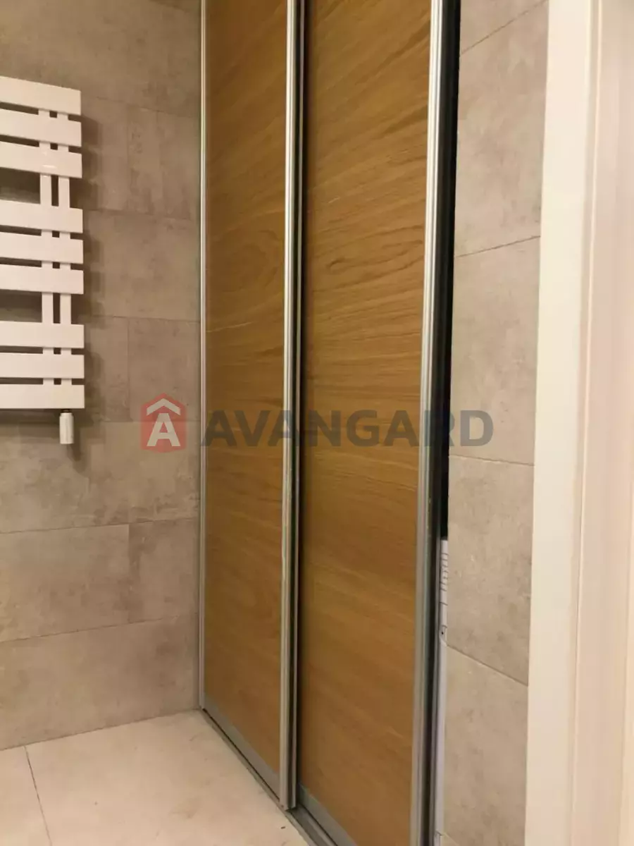 2 ��. ��������, 97/-/- ��. �., 3/5 ������ ���� 17