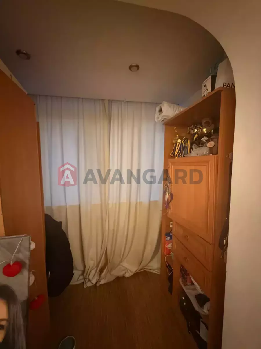 3 ����. ��������, 63/-/- ��. �., 2/10 ���� ���� 5