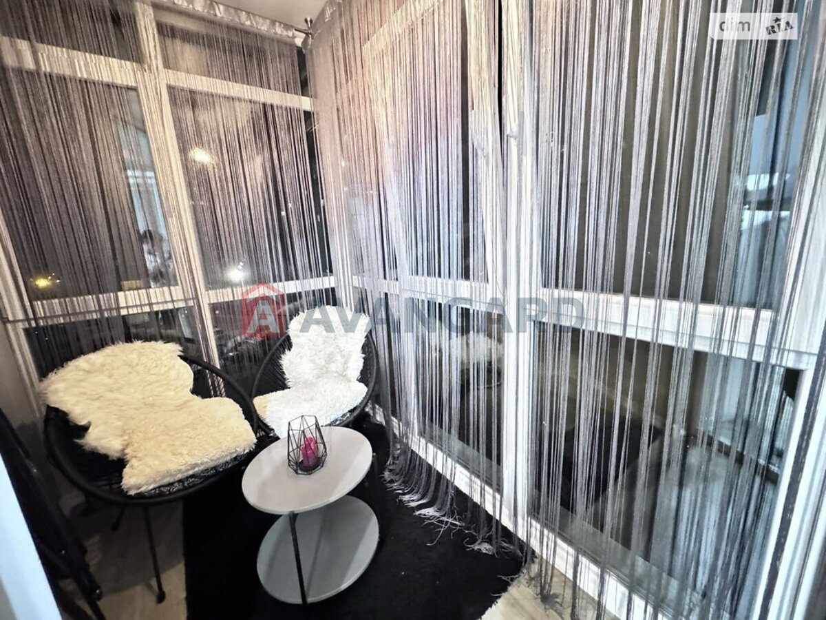 2 ��. ��������, 63/25/17 ��. �., 3/10 ������ ���� 4