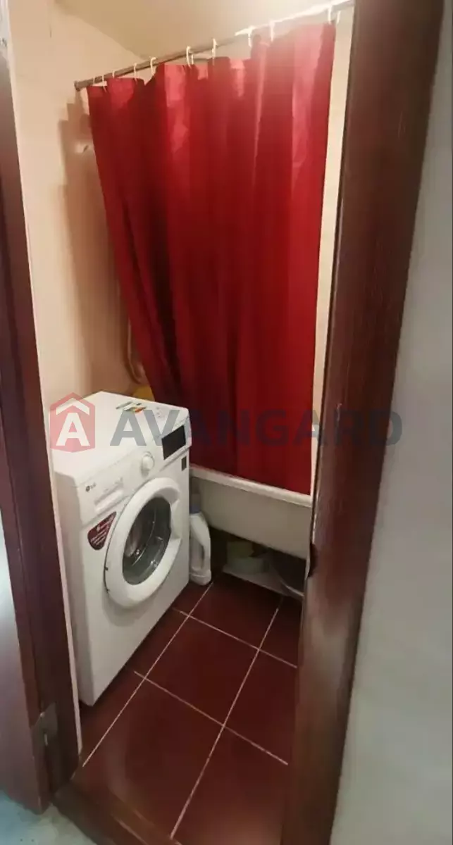 2 ����. ��������, 53/-/7 ��. �., 5/5 ���� ���� 15