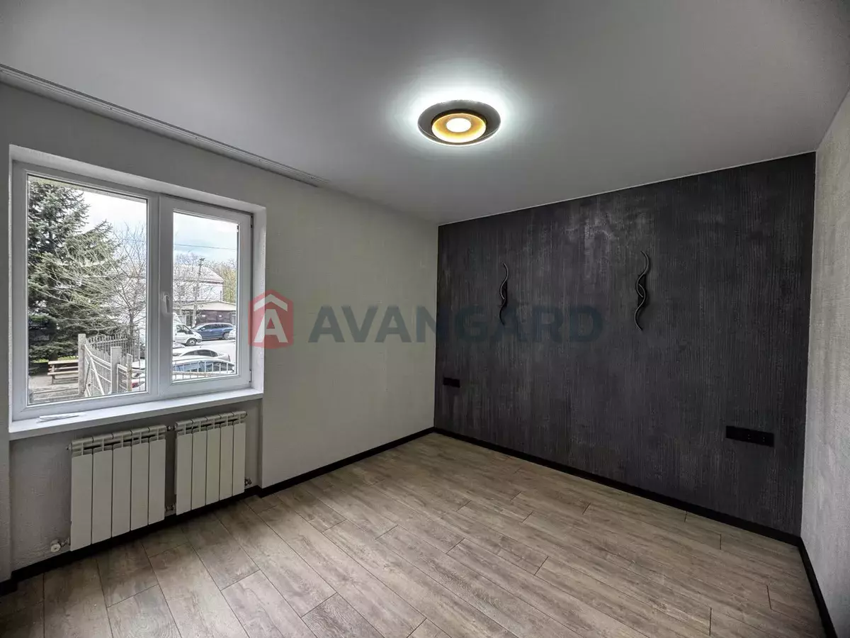 2 ��. ��������, 46/-/14 ��. �., 1/9 ������ ���� 5