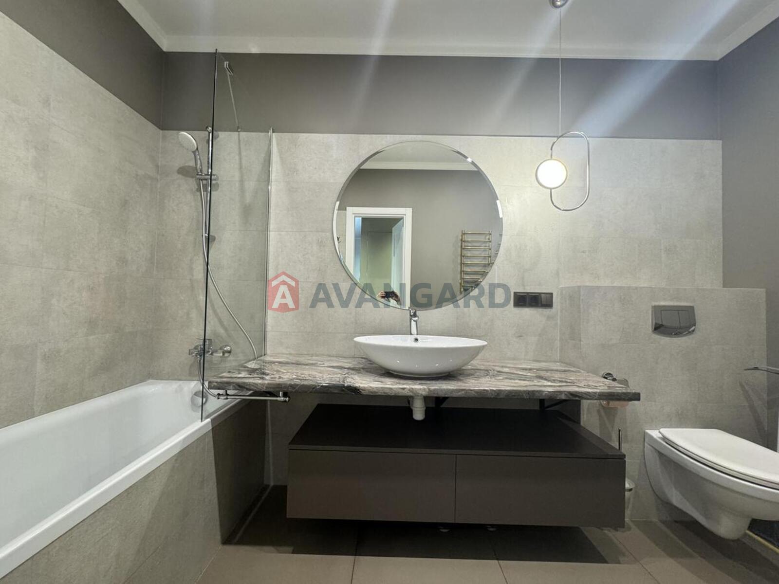 2 ��. ��������, 56/32/11 ��. �., 24/26 ������ ���� 15