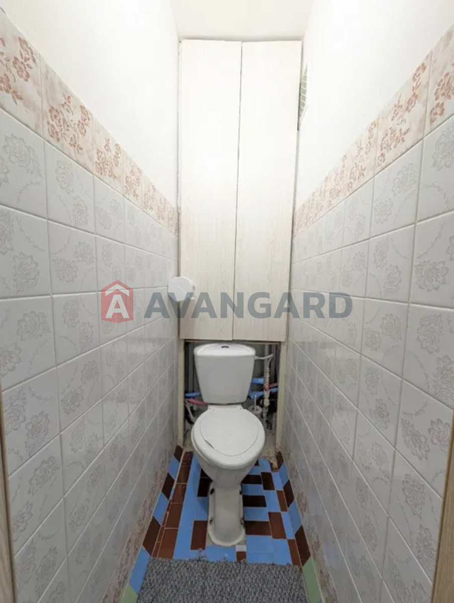 3 ��. ��������, 65/-/8 ��. �., 6/9 ������ ���� 14