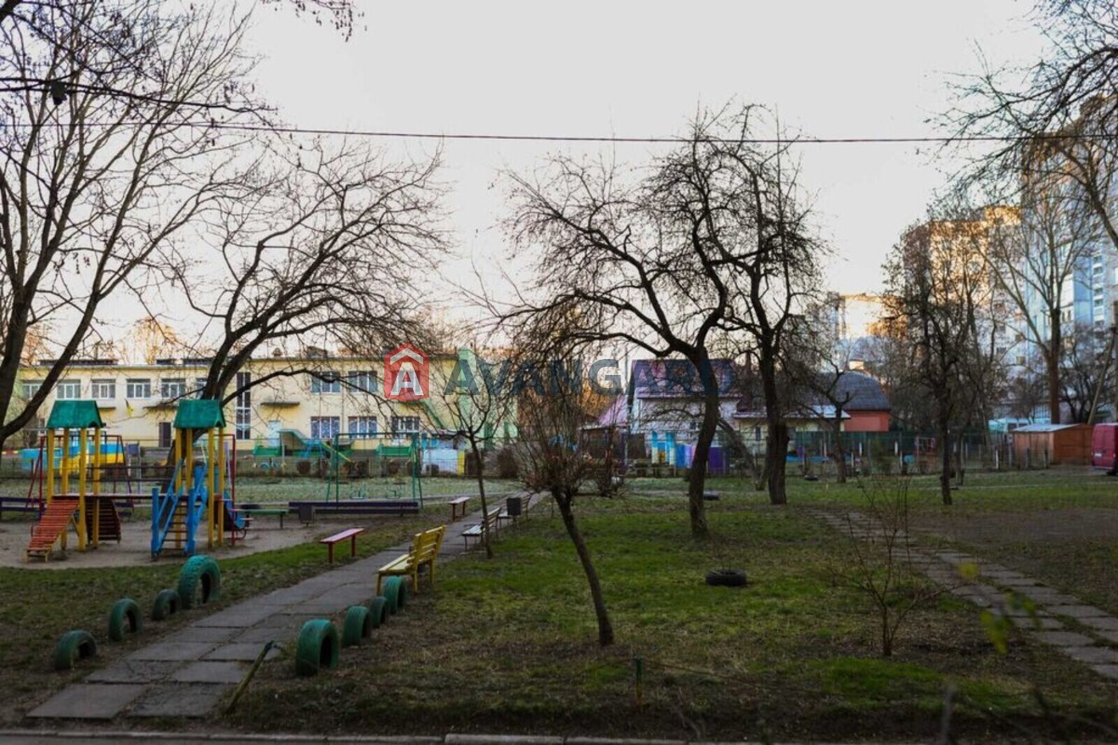 3 ����. ��������, 65/-/12 ��. �., 1/9 ���� ���� 1