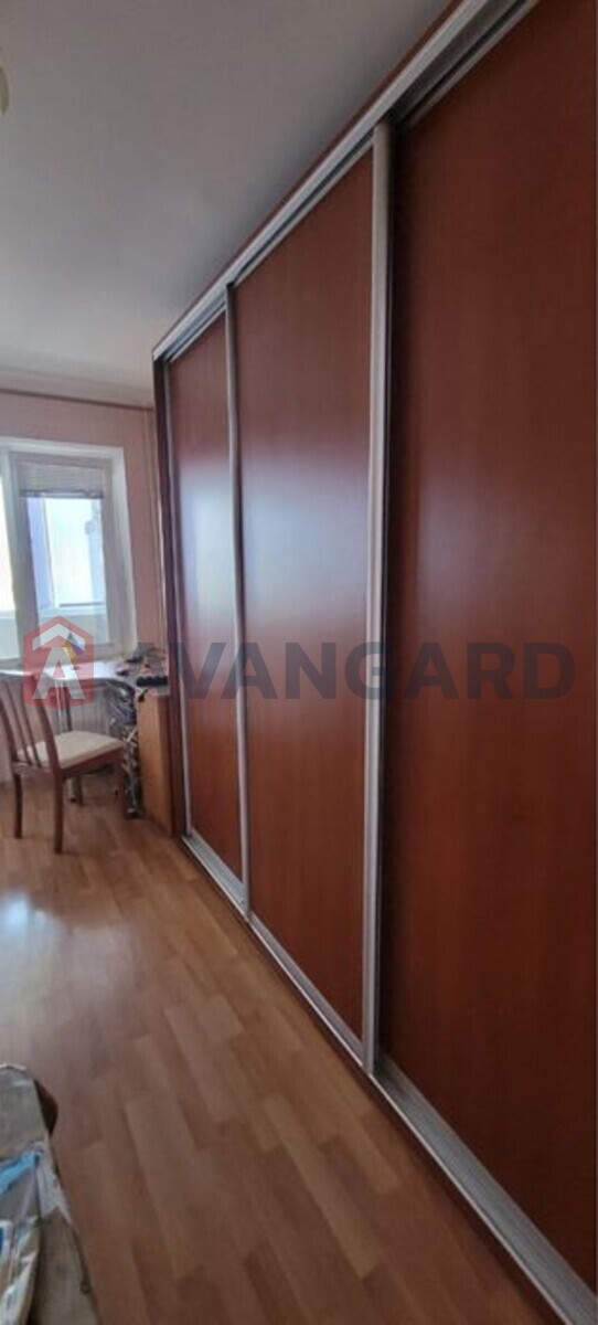 3 ��. ��������, 69/-/8 ��. �., 9/10 ������ ���� 16