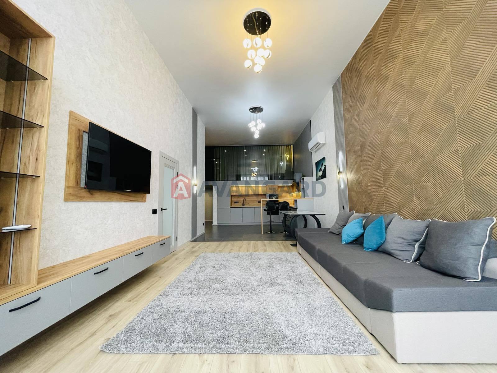 3 . , 132/-/20 . ., 18/18   4