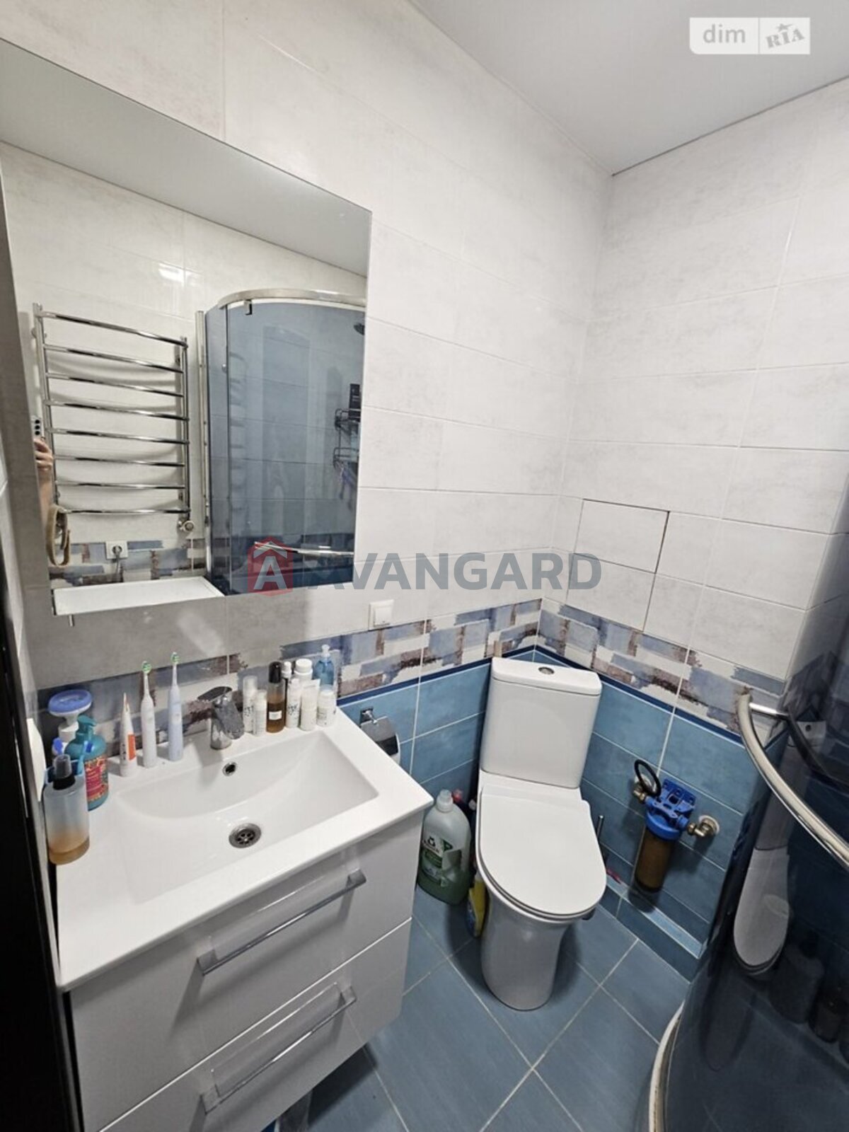 3 . , 83/45/15 . ., 10/11   17