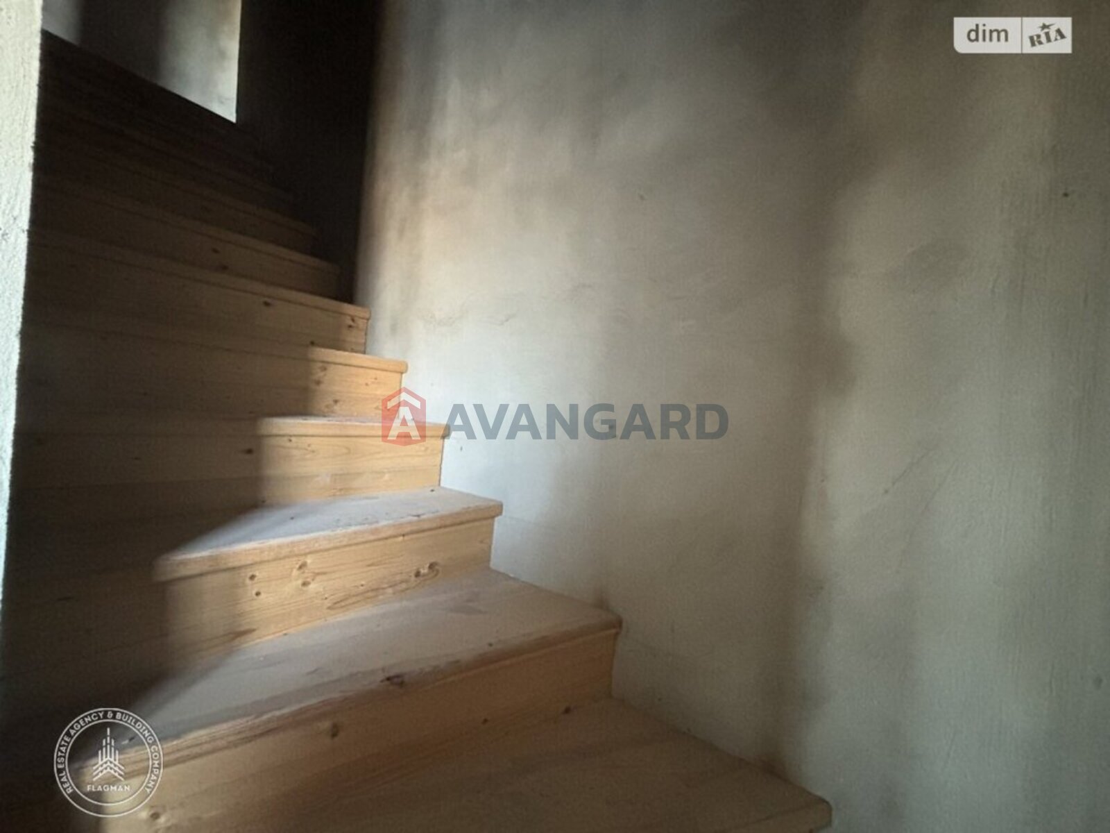 3 ��. ��������, 93/-/25 ��. �., 2/3 ������ ���� 7