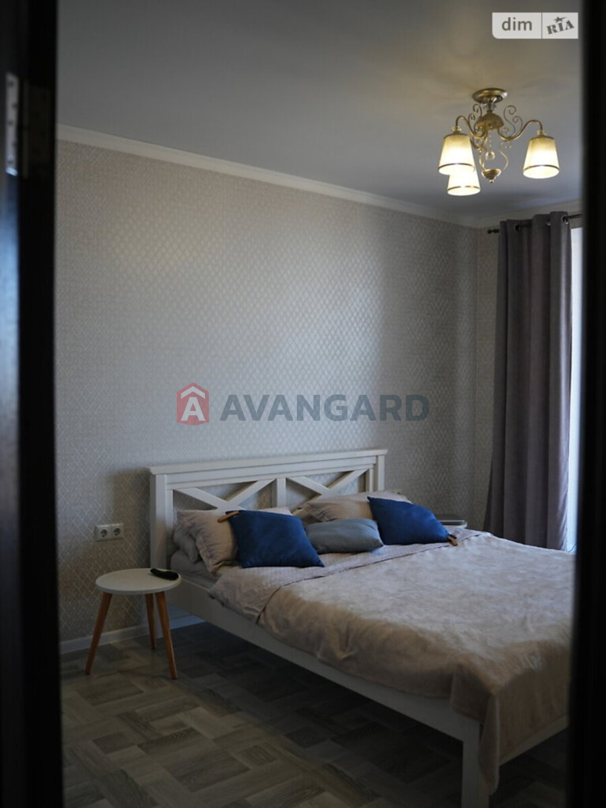 1 ����. ��������, 46/-/- ��. �., 10/12 ���� ���� 3