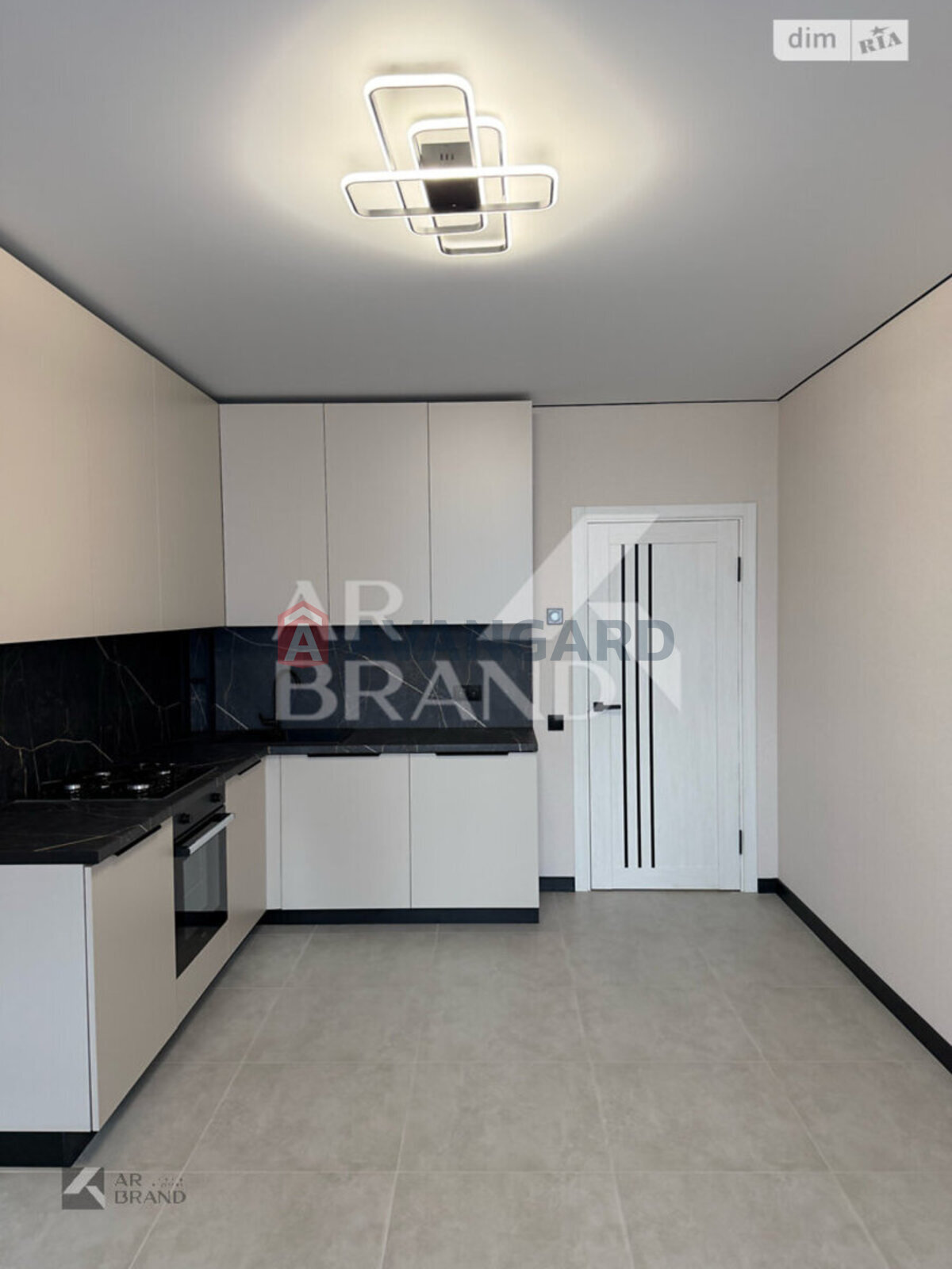 1 ��. ��������, 47/14/22 ��. �., 10/10 ������ ���� 6