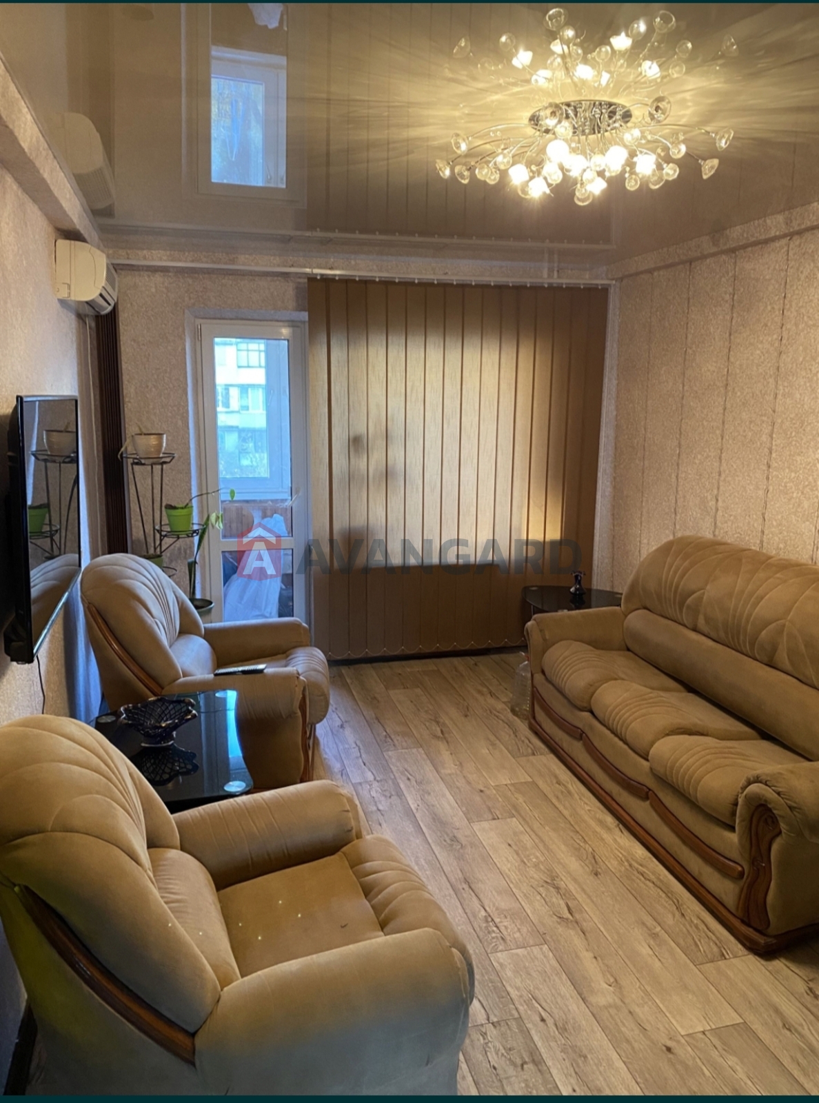 3 ��. ��������, 68/-/8 ��. �., 4/9 ������ ���� 1