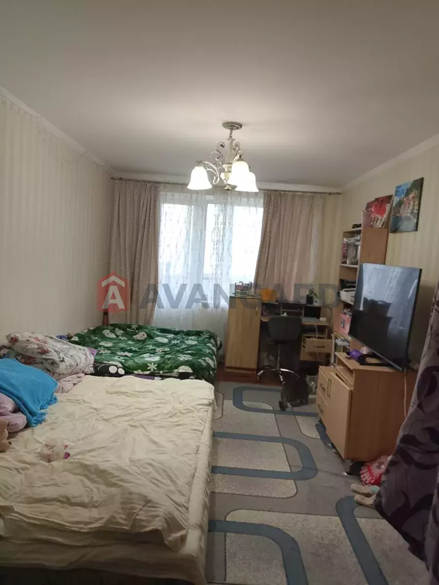 3 ��. ��������, 71/-/9 ��. �., 3/9 ������ ���� 6