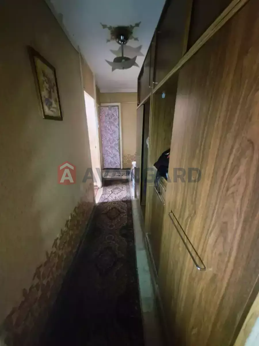 3 ����. ��������, 69/49/9 ��. �., 5/9 ���� ���� 9