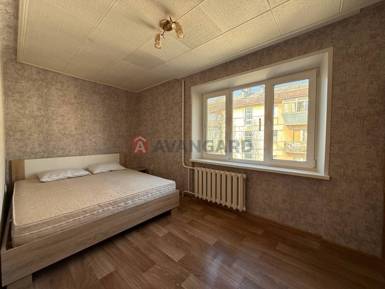 2 ��. ��������, 45,5/28/6 ��. �., 4/5 ������ ���� 13