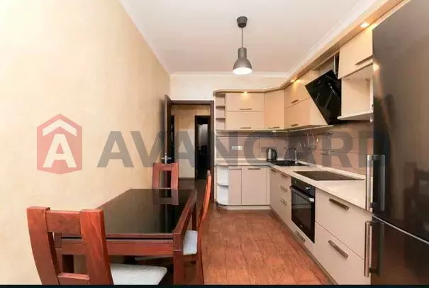 2 ����. ��������, 58/-/12 ��. �., 20/24 ���� ���� 16