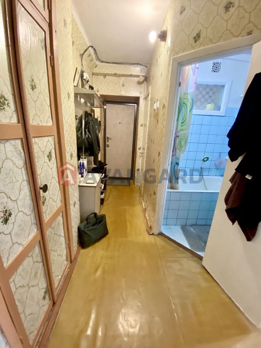 4 . , 78/50/6 . ., 9/9   5