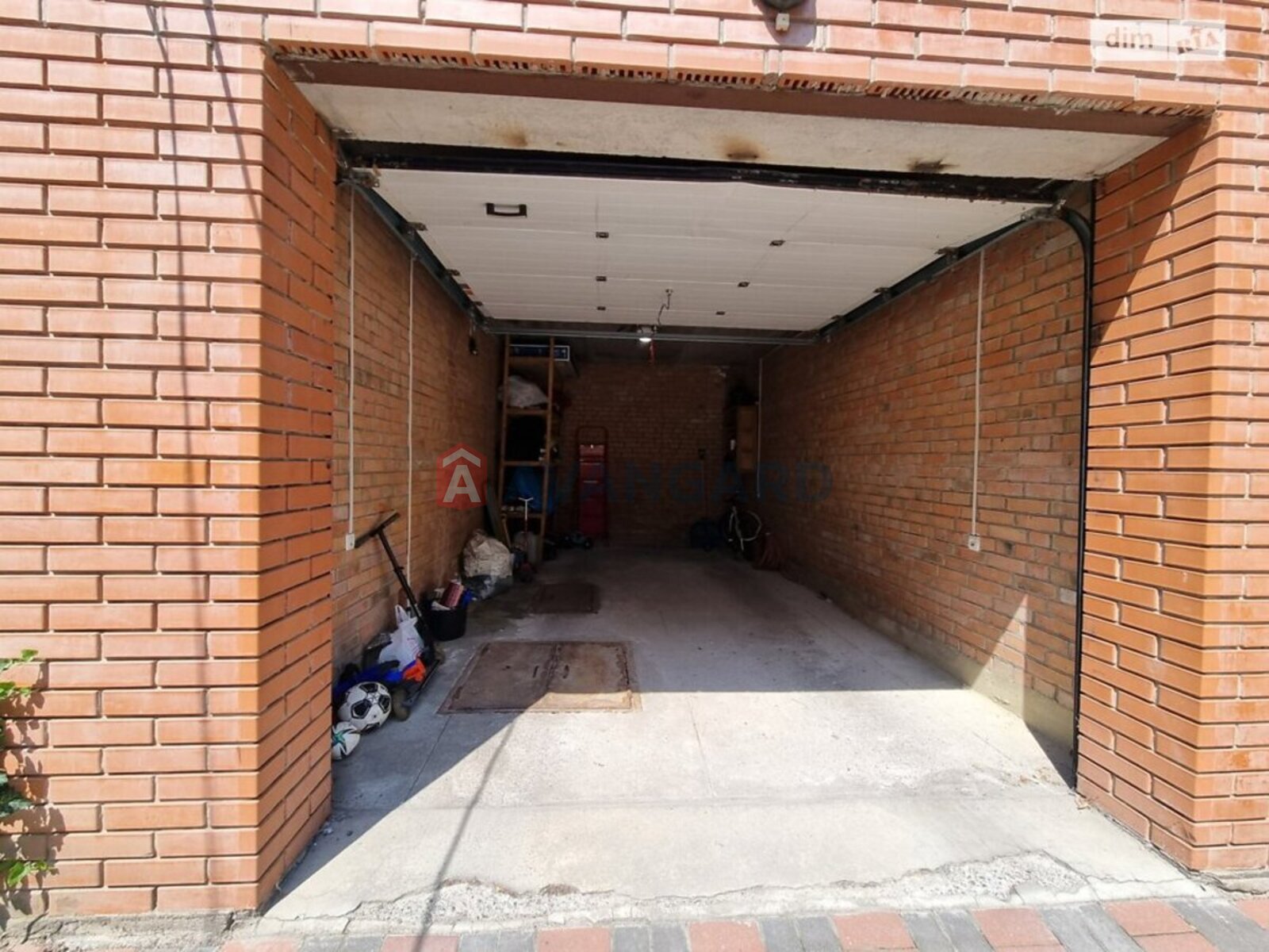 3 ��. ��������, 79/30/10 ��. �., 3/3 ������ ���� 21