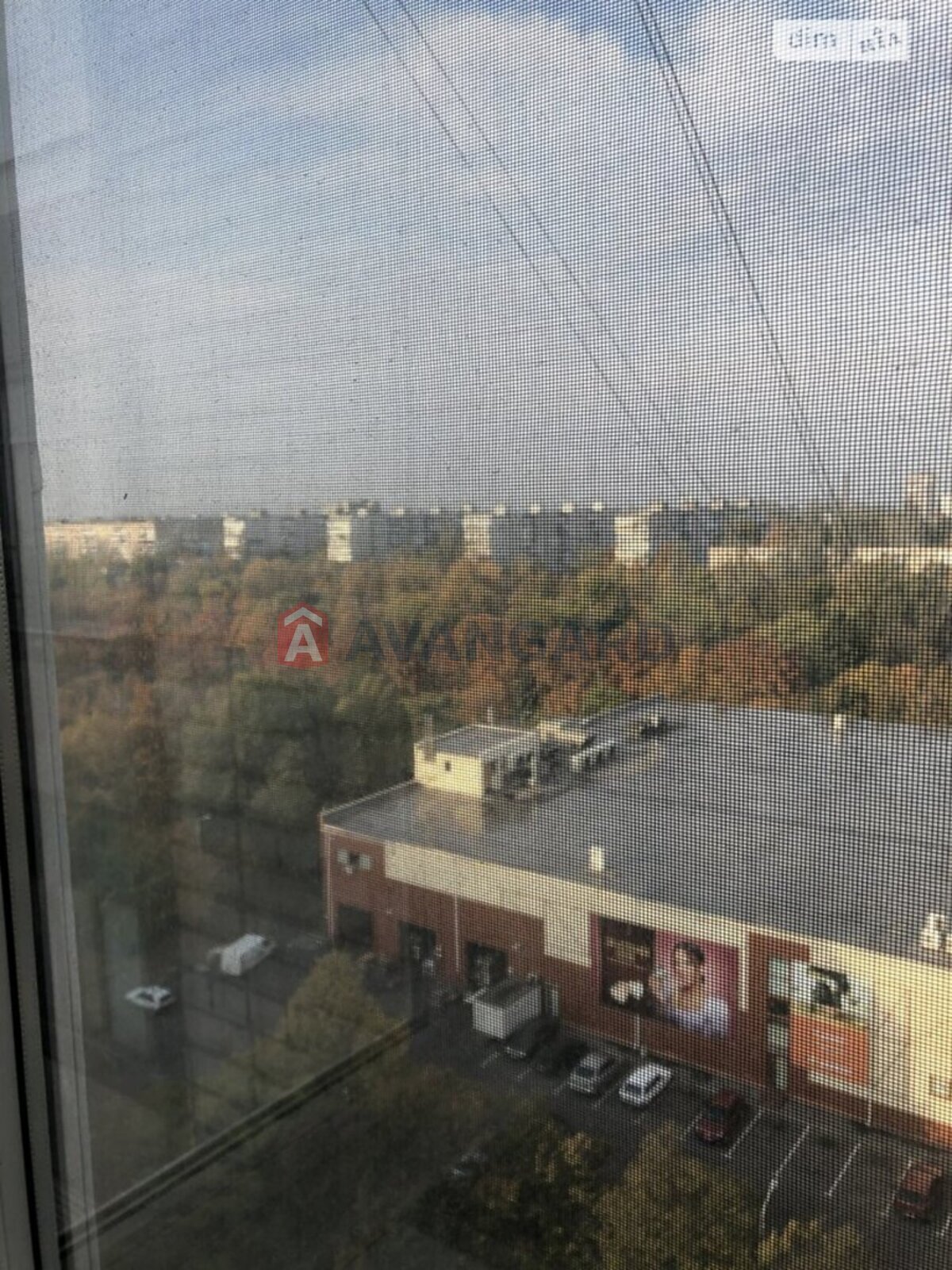 3 ��. ��������, 68/40/8 ��. �., 12/14 ������ ���� 12