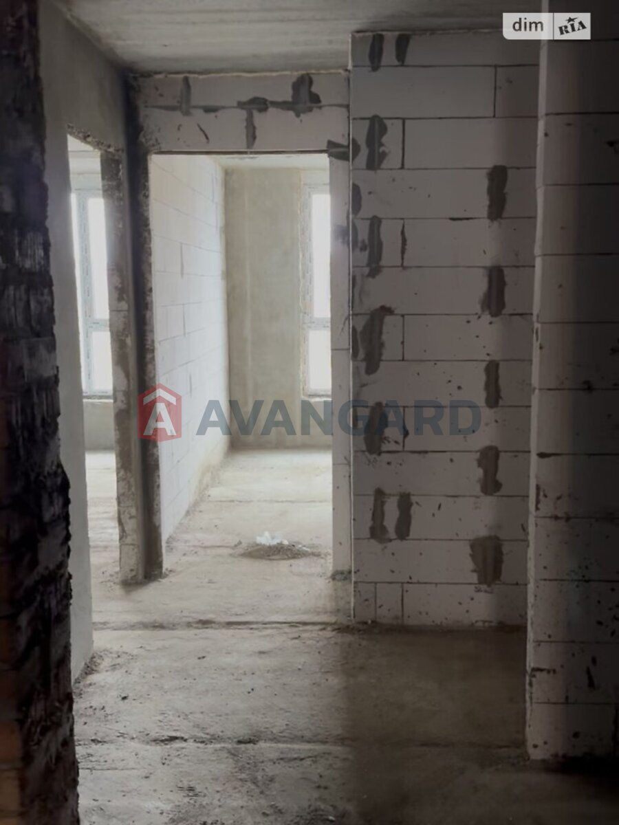 2 ��. ��������, 57/-/- ��. �., 4/10 ������ ���� 6