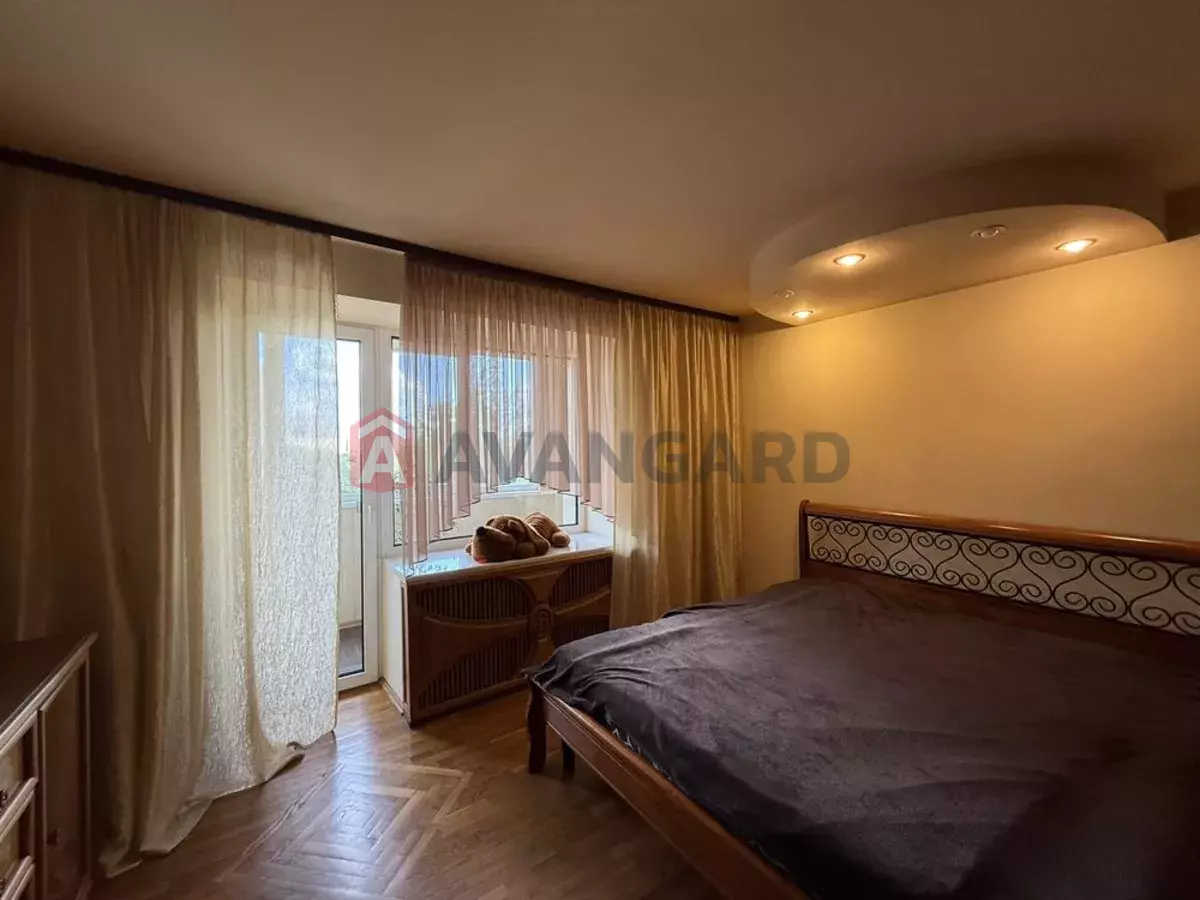 3 ��. ��������, 76/-/20 ��. �., 6/14 ������ ���� 16