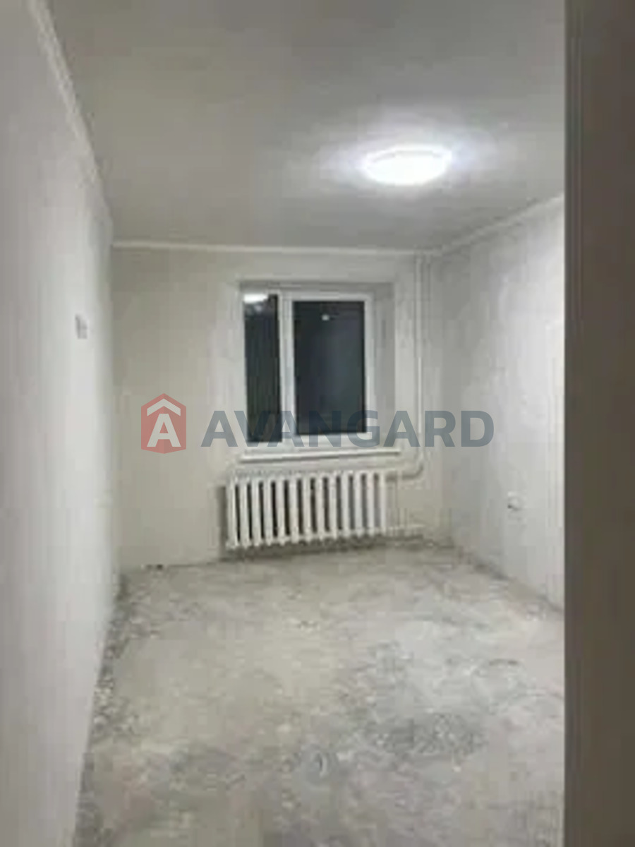 4 ��. ��������, 84/-/7 ��. �., 1/9 ������ ���� 10