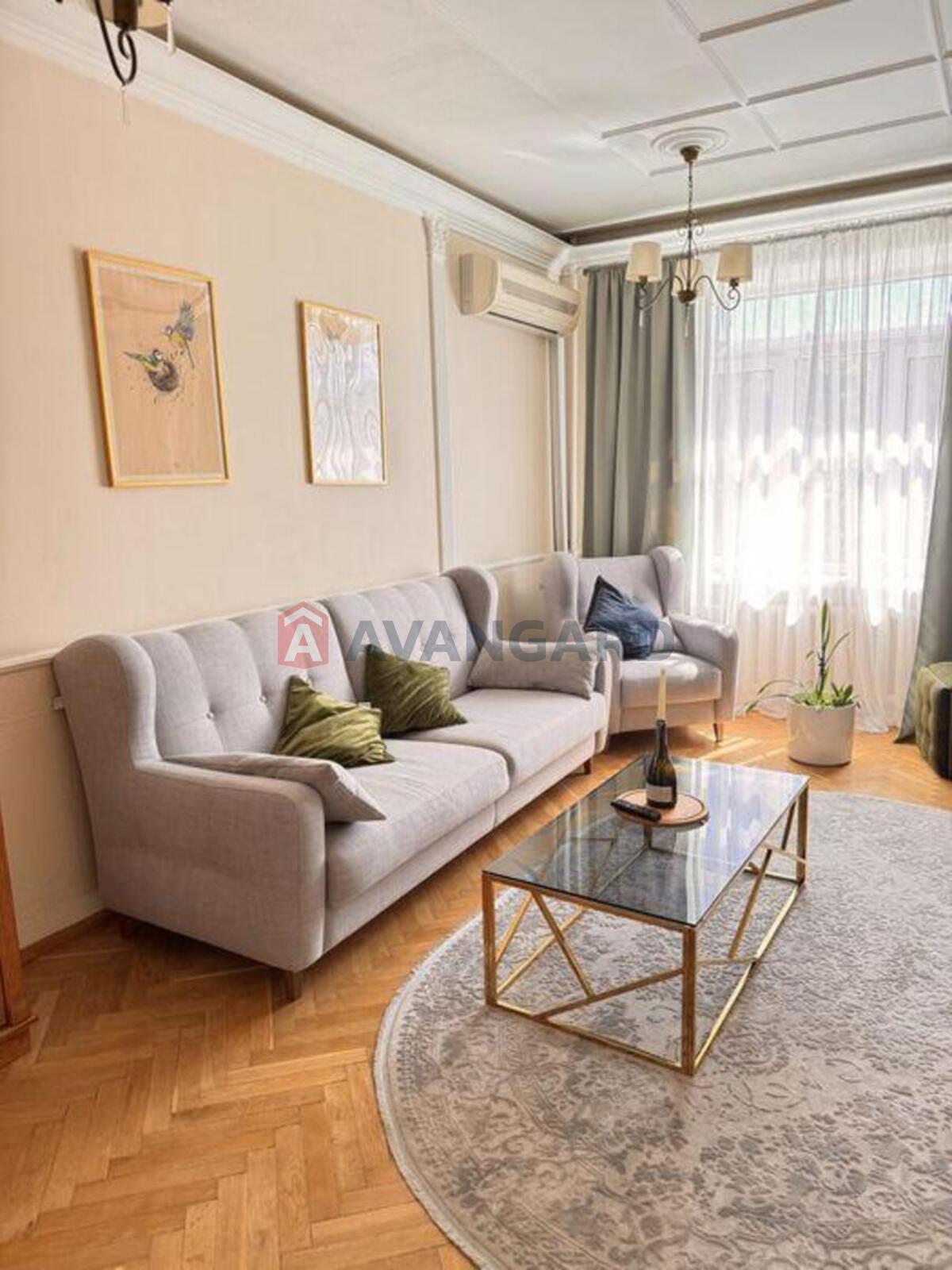 5 ��. ��������, 158/-/23 ��. �., 3/6 ������ ���� 2