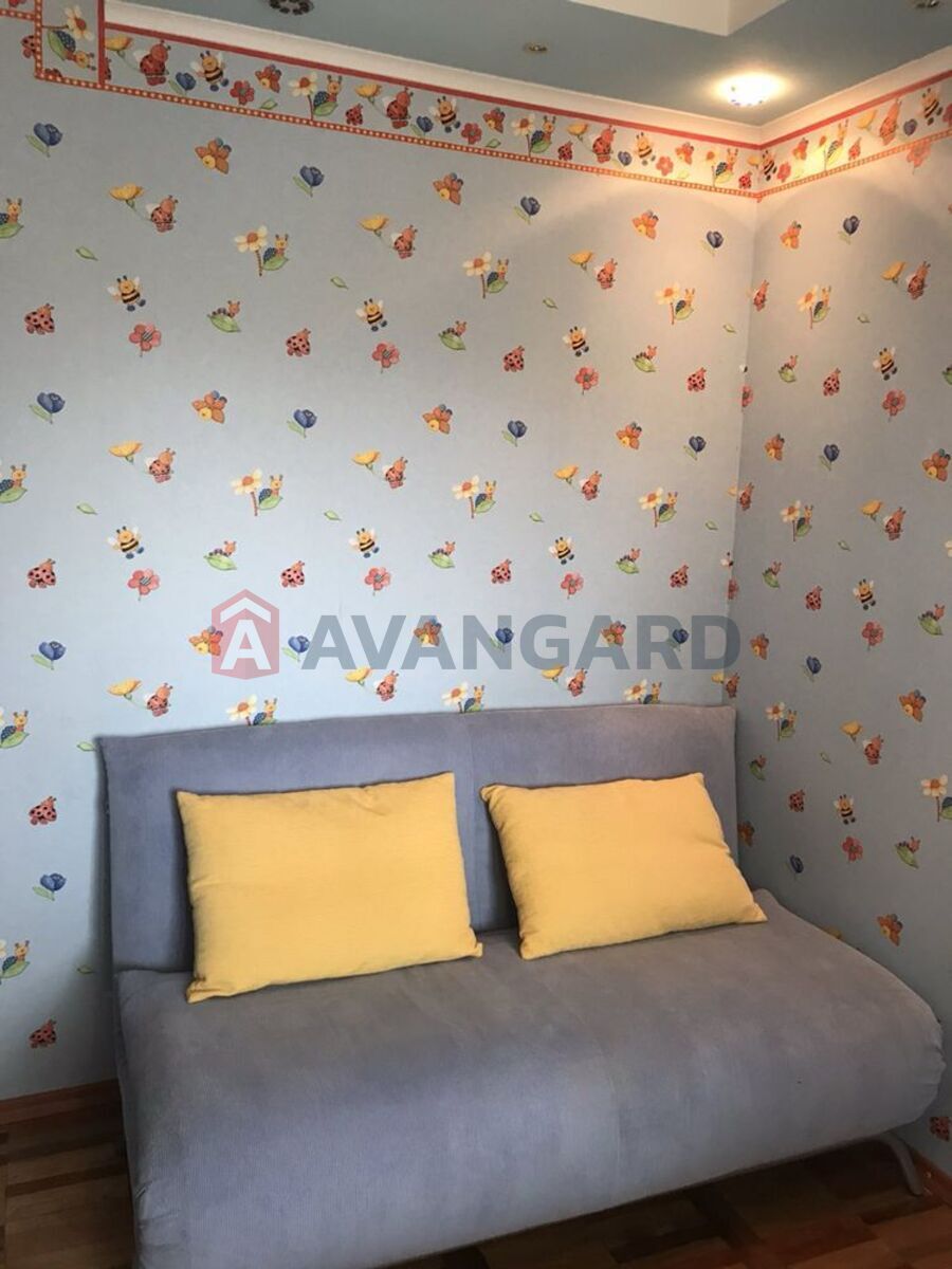 3 ����. ��������, 63/-/9 ��. �., 3/9 ���� ���� 10