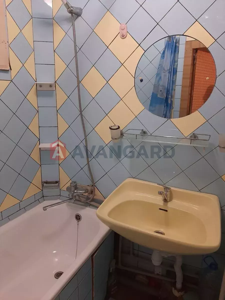 4 ��. ��������, 78/-/7 ��. �., 4/9 ������ ���� 16