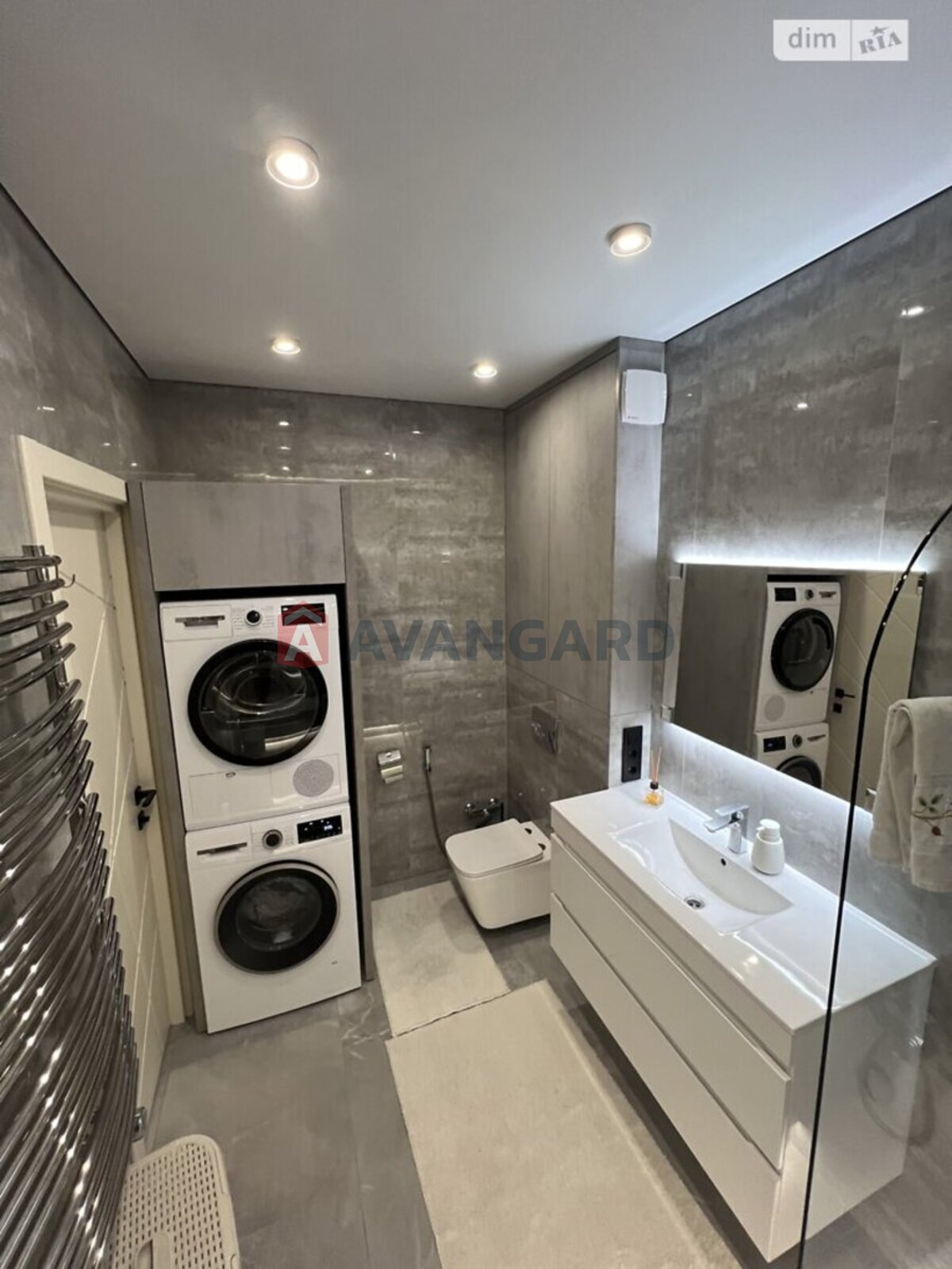 2 ��. ��������, 69/32/23 ��. �., 8/8 ������ ���� 6