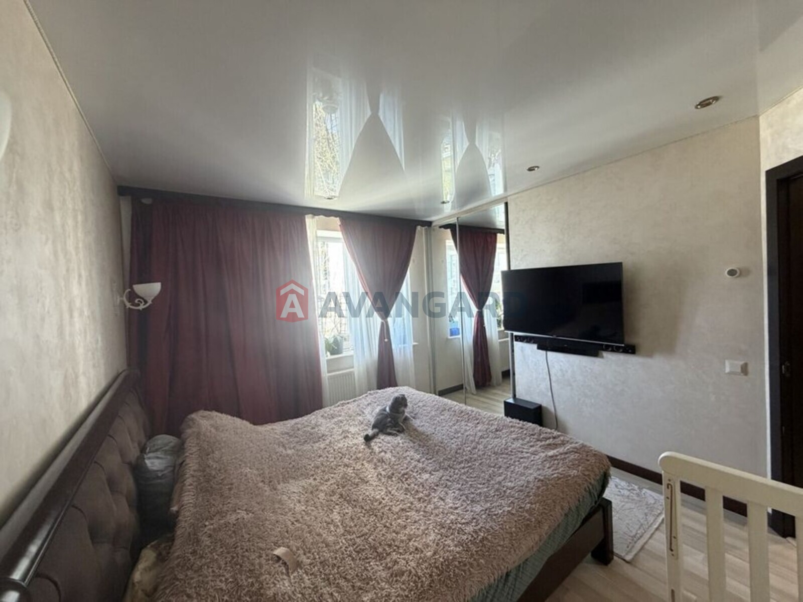 1 ��. ��������, 54/-/12 ��. �., 5/10 ������ ���� 5