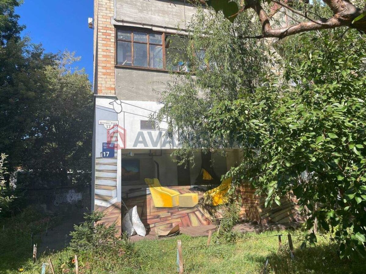 4 ��. ��������, 84/-/7 ��. �., 1/9 ������ ���� 4