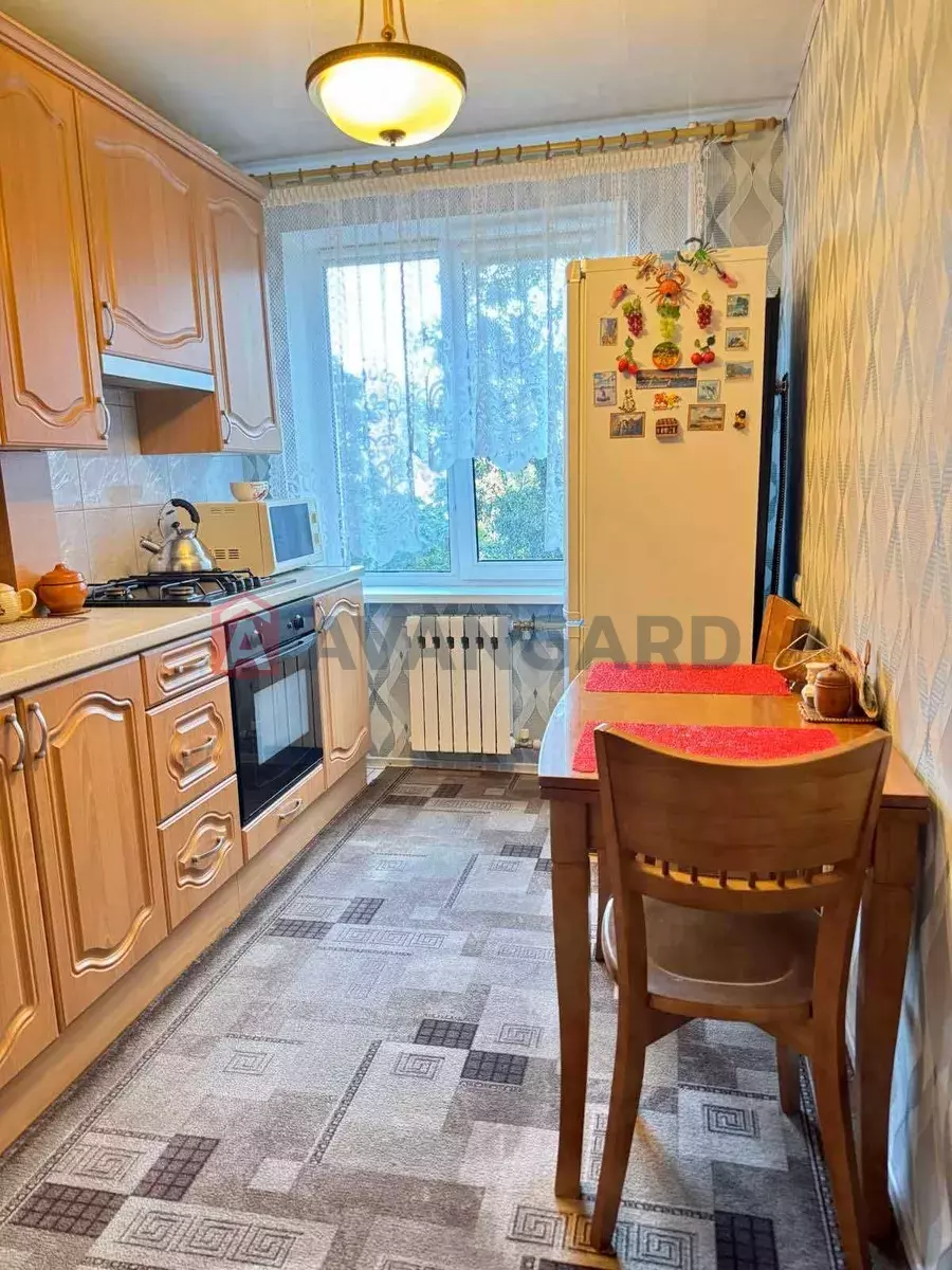 3 . , 57/-/8 . ., 4/9   2