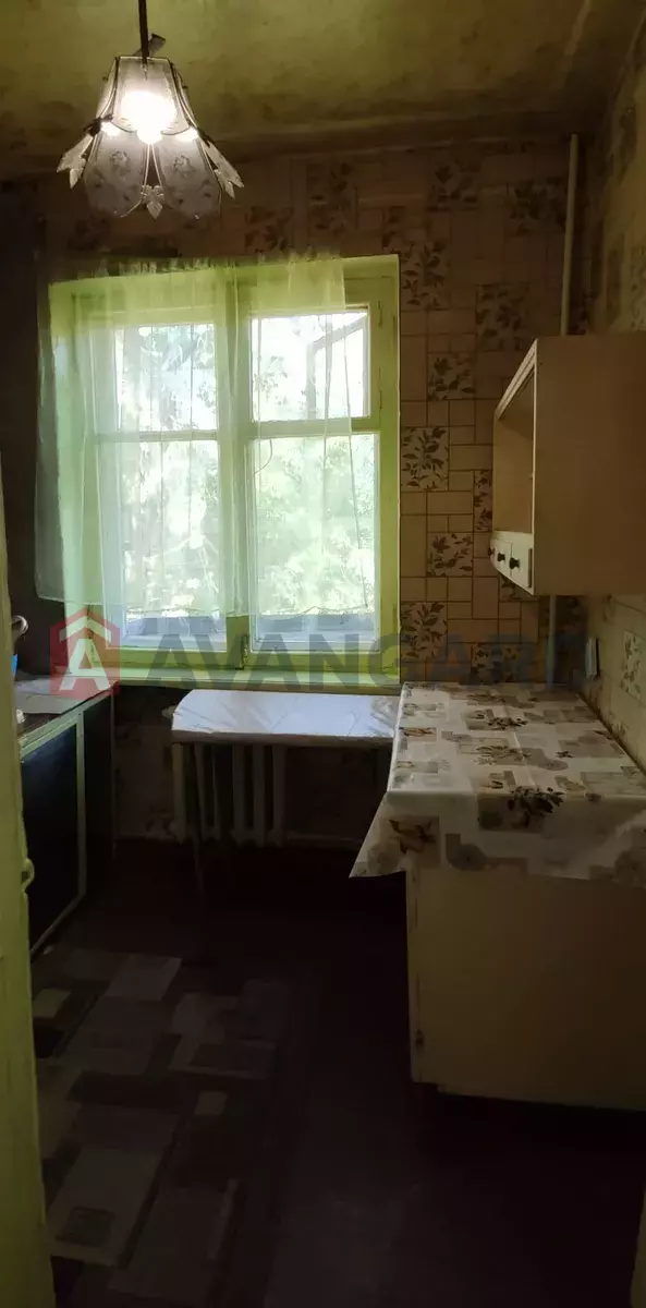 2 ����. ��������, 46/-/5 ��. �., 2/2 ���� ���� 9