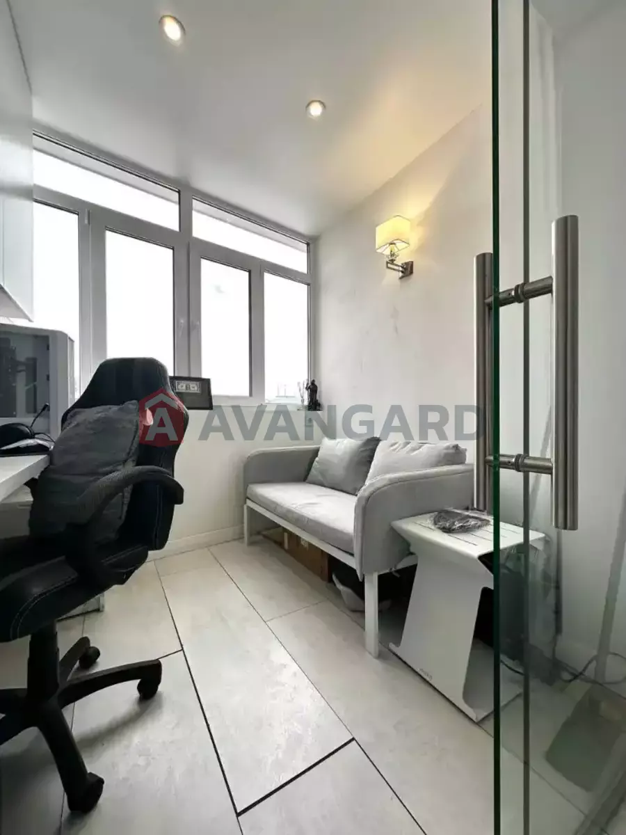 3 ��. ��������, 65/40/9 ��. �., 8/9 ������ ���� 16